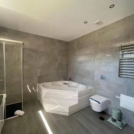 Ria Lounge House Willa Torreira