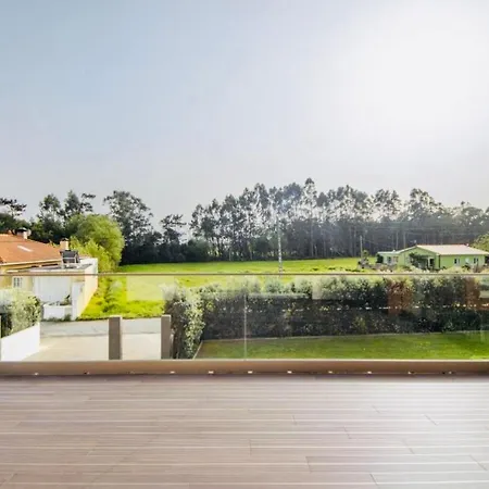 Villa Ria Lounge House *