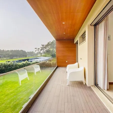 Willa Ria Lounge House