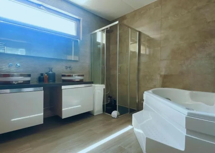 Ria Lounge House Villa